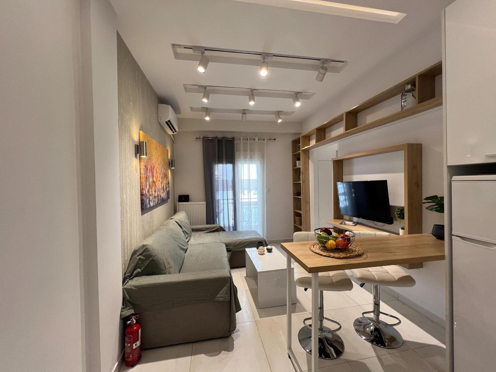 P Deluxe Suites 7 Thessaloniki Exterior photo